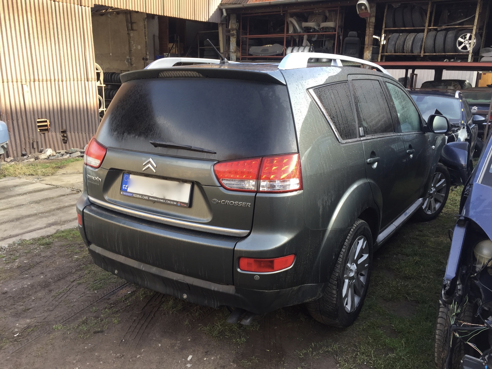Citroen C-Crosser 2.2 HDI